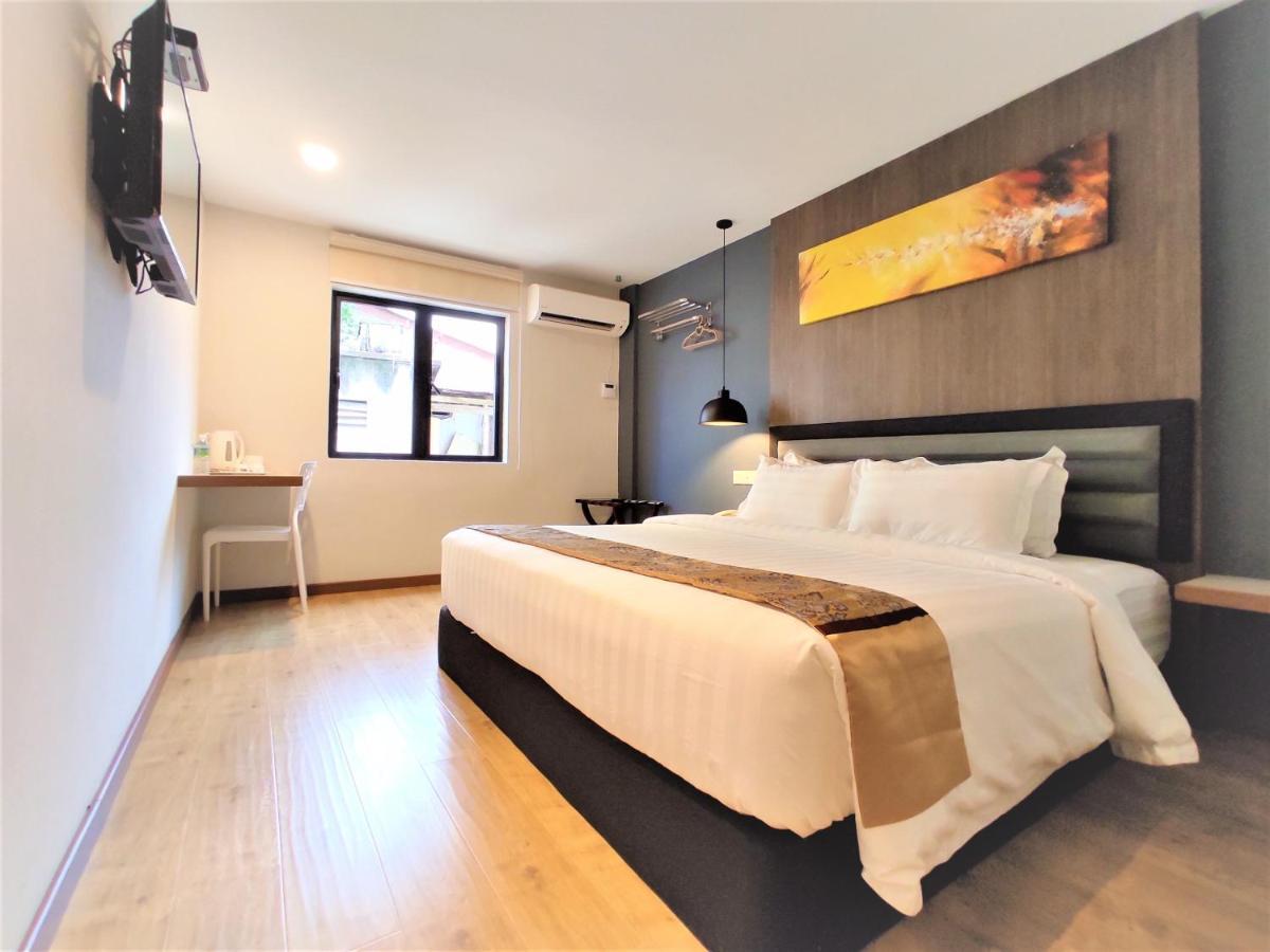 Apple Suites Hotel Sitiawan Exterior foto